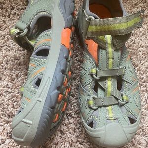 Merrell Boy’s Waterproof Sandals, Size 3